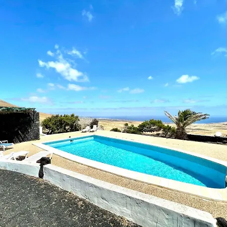 شقة Apartamento D, Wifi, Piscina Con Vista Espectacular Uga