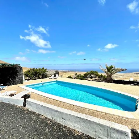 شقة Apartamento D, Wifi, Piscina Con Vista Espectacular