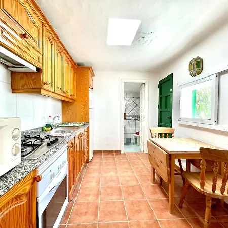 Apartamento Apartamento D, Wifi, piscina con vista espectacular *