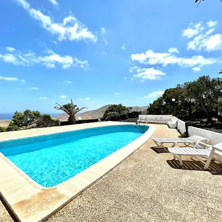 Apartamento Apartamento D, Wifi, piscina con vista espectacular Uga